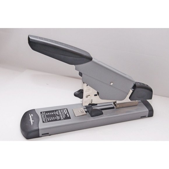 Swingline Stock # 39005 Heavy Duty Stapler Very Good - Picture 4 of 5